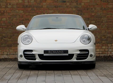 Porsche 911 (997) Turbo Cabriolet 21