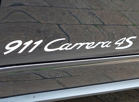 Porsche 911 (991) Carrera 4S Cabriolet 2