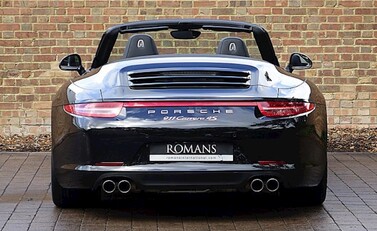 Porsche 911 (991) Carrera 4S Cabriolet 13