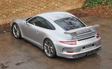 Porsche 911 (991) GT3 8