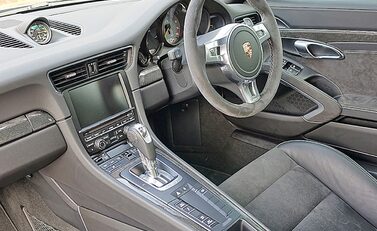 Porsche 911 (991) GT3 16