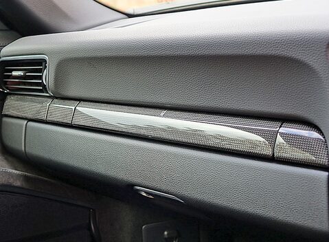 Porsche 911 (991) GT3 21