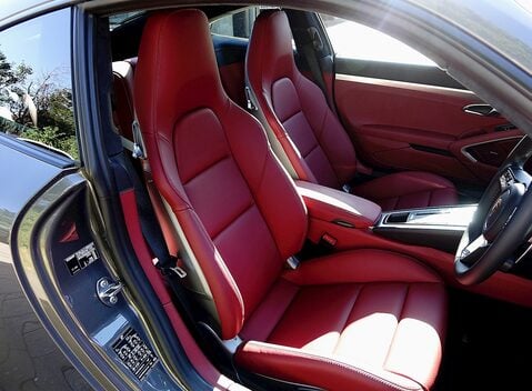 Porsche 911 (991.2) Carrera S PDK 6