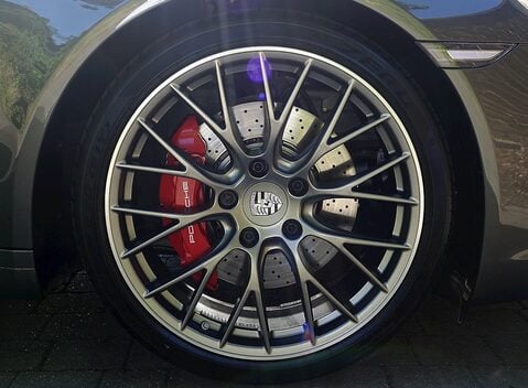 Porsche 911 (991.2) Carrera S PDK 8