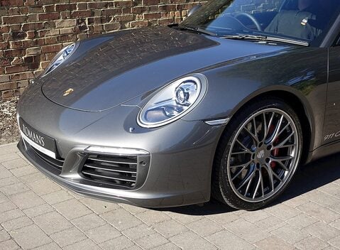 Porsche 911 (991.2) Carrera S PDK 12