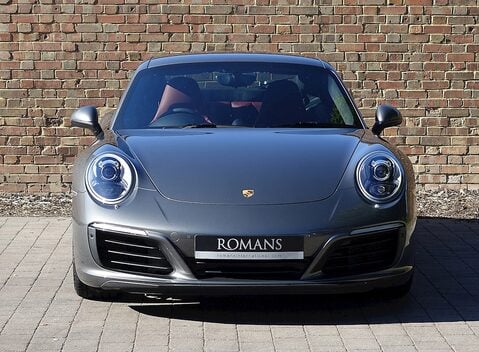 Porsche 911 (991.2) Carrera S PDK 18