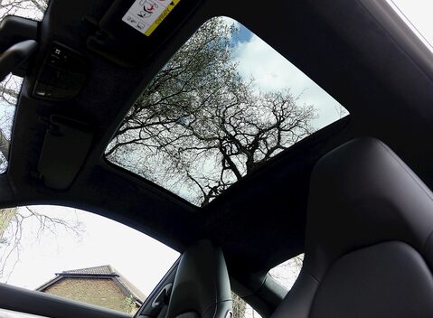 Porsche 911 (991.2) Carrera S 5