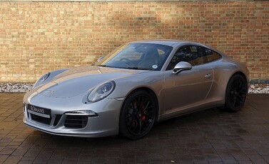 Porsche 911 (991) Carrera GTS 4