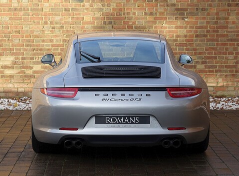 Porsche 911 (991) Carrera GTS 9