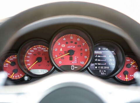 Porsche 911 (991) GT3 18