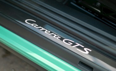 Porsche 911 (991) Carrera GTS 22