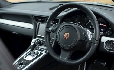 Porsche 911 (991) 50th Anniversary Edition 11