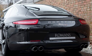 Porsche 911 (991) 50th Anniversary Edition 25