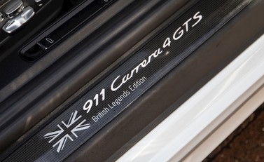 Porsche 911 (991.2) Carrera 4 GTS 'British Legends E 24