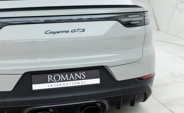 Porsche Cayenne GTS Coupé 24