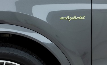 Porsche Cayenne E-Hybrid 25