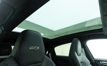 Porsche Cayenne GTS Coupé 14