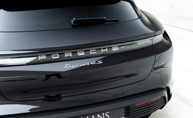 Porsche Taycan 4S Sport Turismo 25