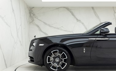 Rolls-Royce Dawn Black Badge 28