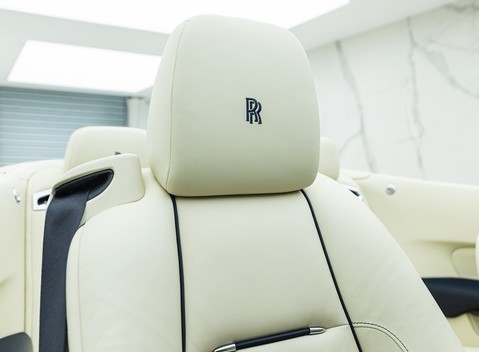 Rolls-Royce Dawn 14