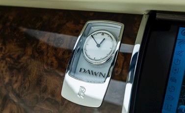 Rolls-Royce Dawn 23