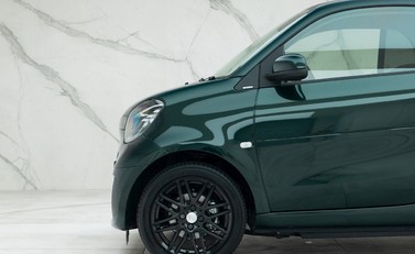 Smart Fortwo Coupe Racing Green Edition 30