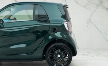 Smart Fortwo Coupe Racing Green Edition 31
