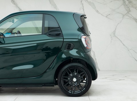 Smart Fortwo Coupe Racing Green Edition 31