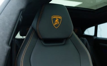 Lamborghini Urus 10