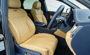 Bentley Bentayga W12 28