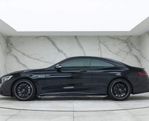 Mercedes-Benz S63 AMG Coupe 