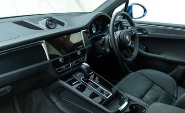 Porsche Macan GTS 11