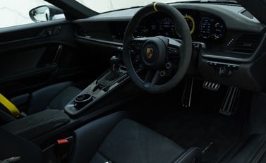 Porsche 911 GT3 RS Weissach (992) 13