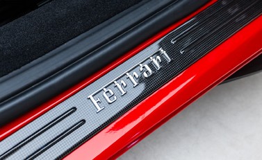 Ferrari F8 Tributo Spider 19