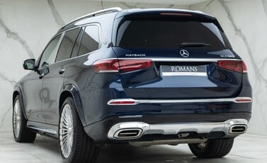 Mercedes-Benz GLS 600 4