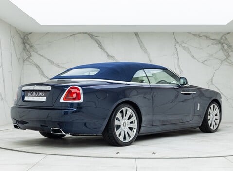 Rolls-Royce Dawn V12 8