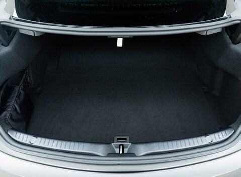 Mercedes-Benz C63 S Final Edition 33