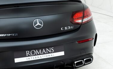 Mercedes-Benz C63 S Final Edition 24