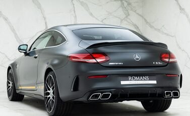Mercedes-Benz C63 S Final Edition 4