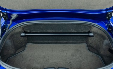 Aston Martin V12 Vantage Roadster 58