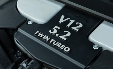 Aston Martin V12 Vantage Roadster 57