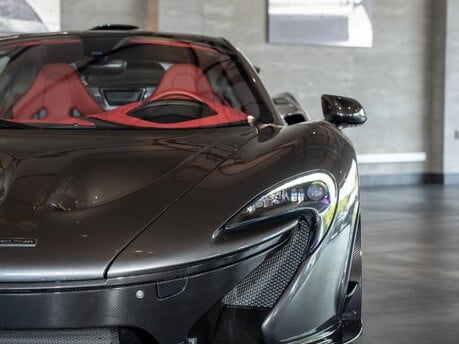 McLaren P1 