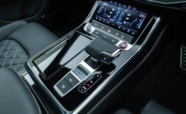 Audi SQ7 TFSI V8 Vorsprung 21