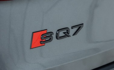 Audi SQ7 TFSI V8 Vorsprung 32