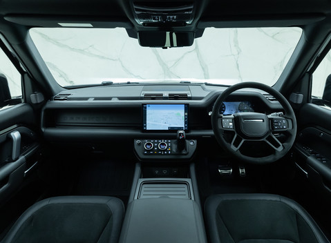 Land Rover Defender 110 V8 17