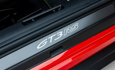 Porsche 911 GT3 RS (992) 27