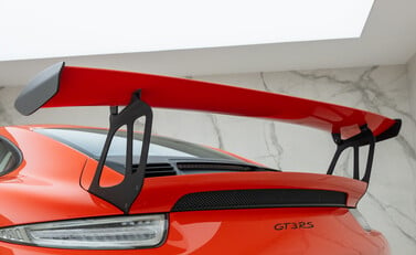 Porsche 911 GT3 RS (991) 30