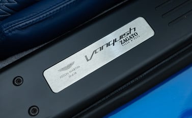 Aston Martin Vanquish Zagato Speedster 25