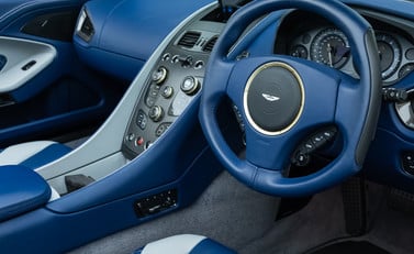 Aston Martin Vanquish Zagato Speedster 10