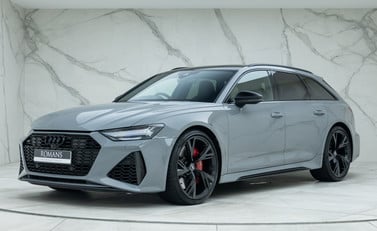 Audi RS6 Avant Carbon Black 1